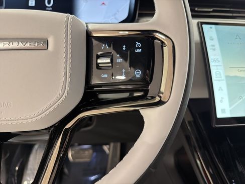 New 2026 Land Rover Range Rover Sport Dynamic SE image 13