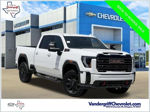 Used 2025 GMC Sierra 2500 AT4 AWD/4WD image 1