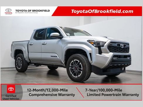 Certified 2025 Toyota Tacoma TRD Sport image 1