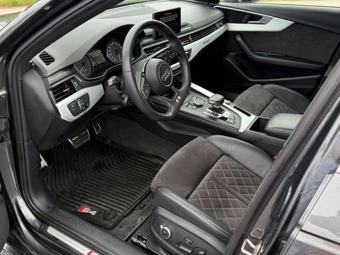 Used 2019 Audi S4 Premium w/ Convenience Package AWD/4WD image 3