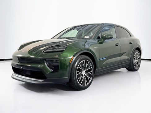 Certified 2024 Porsche Macan 4 Electric AWD/4WD image 1