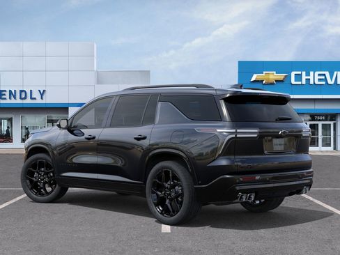 New 2026 Chevrolet Traverse RS w/ LPO, Floor Liner Package image 3