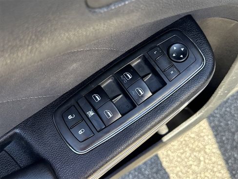 Used 2019 Dodge Charger GT image 10