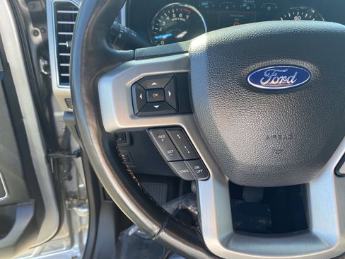 Used 2020 Ford F150 Platinum w/ Equipment Group 701A Luxury image 11