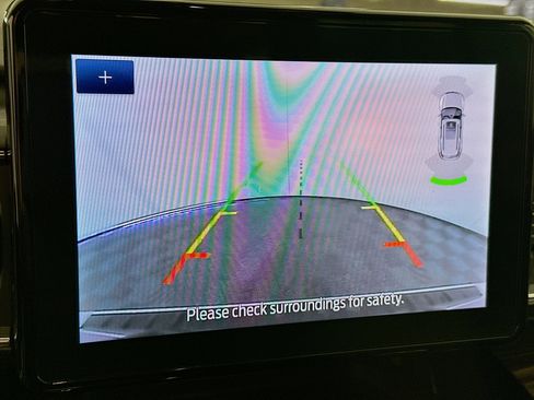 Used 2024 Ford Explorer Limited image 23