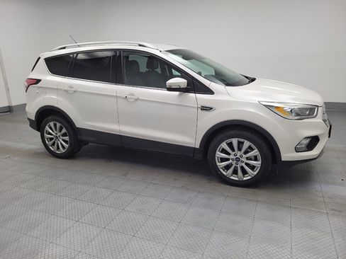 Used 2017 Ford Escape Titanium image 11