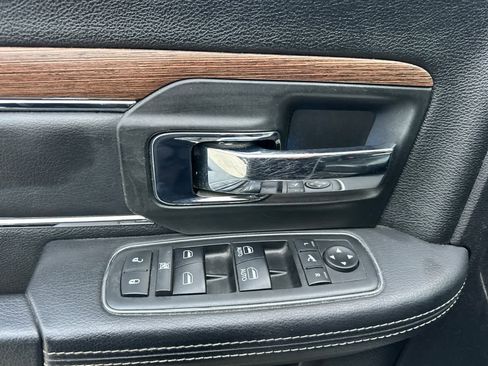 Used 2017 RAM 2500 Laramie w/ Sport Appearance Group image 13