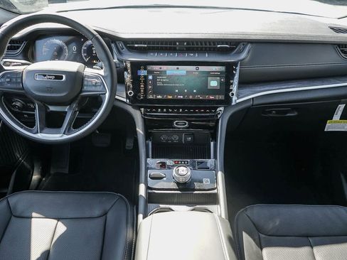 New 2026 Jeep Grand Cherokee L Limited image 13