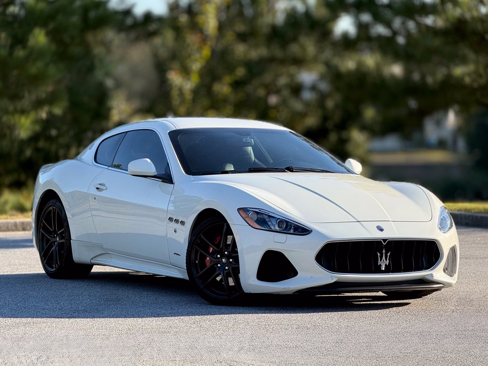 Used 2018 Maserati GranTurismo Sport RWD image 13