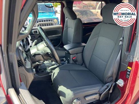 Certified 2022 Jeep Wrangler Sport AWD/4WD image 18