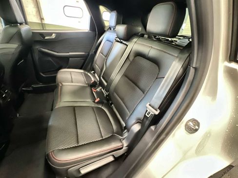 New 2025 Ford Escape ST-Line image 25