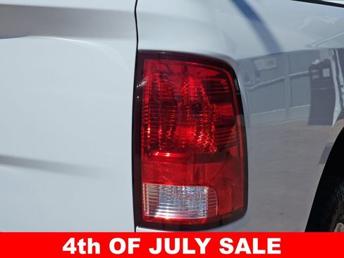 Used 2022 RAM 1500 Classic SLT w/ Electronics Group AWD/4WD image 38