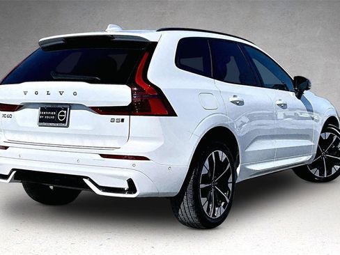 Certified 2026 Volvo XC60 B5 Plus w/ Protection Package Premier image 6