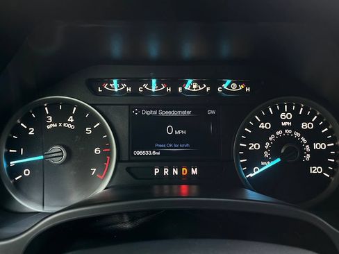 Used 2018 Ford F150 XLT w/ Equipment Group 302A Luxury AWD/4WD image 13