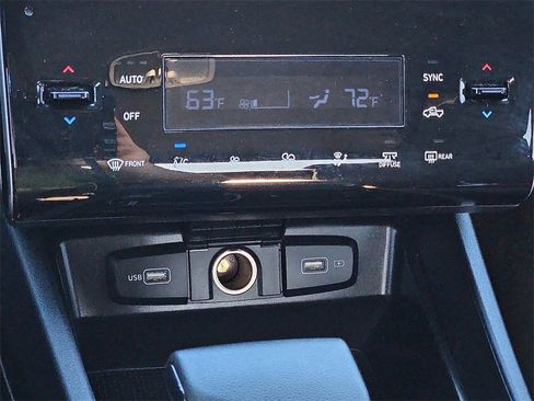 Used 2024 Hyundai Santa Cruz SEL image 26