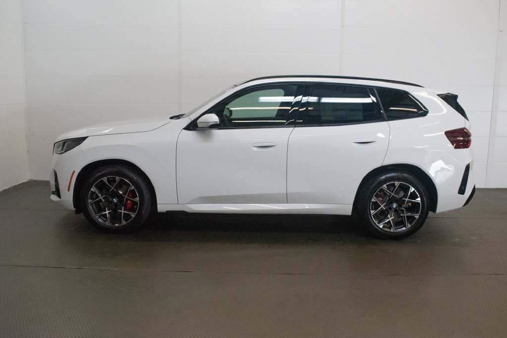 New 2026 BMW X3 xDrive30i w/ Premium Package AWD/4WD image 7