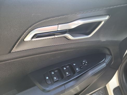 Used 2023 Kia Sportage LX FWD image 17