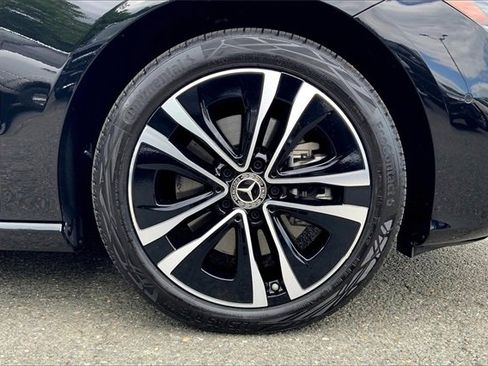 Used 2025 Mercedes-Benz CLA 250 4MATIC image 9