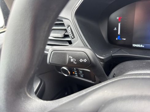 Certified 2025 Ford Escape Active image 12