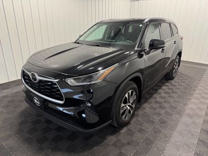Used 2021 Toyota Highlander XLE