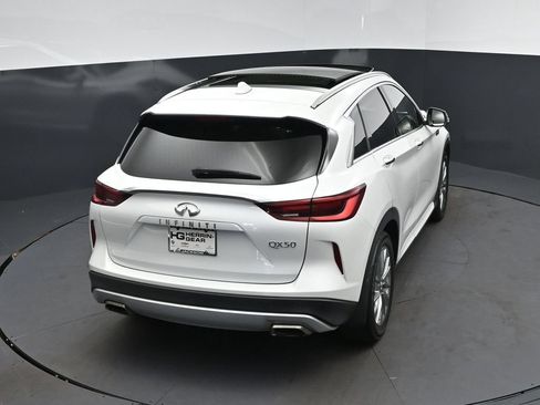 Certified 2024 INFINITI QX50 Luxe FWD image 34