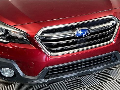 Used 2018 Subaru Outback 2.5i Limited image 30