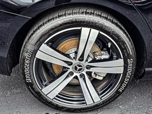 Used 2025 Mercedes-Benz C 300 4MATIC Sedan image 7