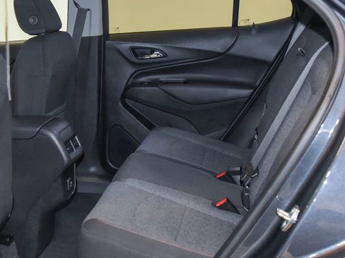 Used 2022 Chevrolet Equinox LT image 4