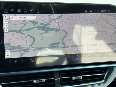 New 2026 Chevrolet Equinox EV LT image 10