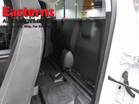 Used 2022 Chevrolet Colorado LT w/ Fleet Safety Package RWD image 22