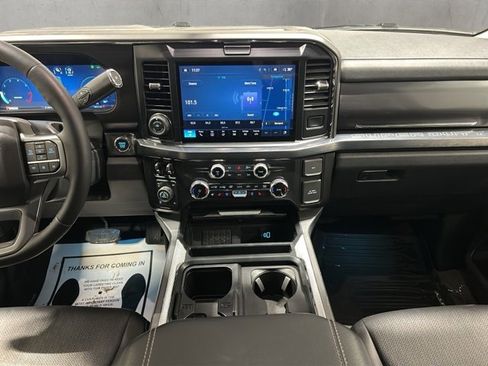Used 2025 Ford F250 Lariat w/ Lariat Ultimate Package image 14