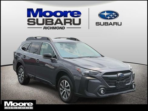 Certified 2025 Subaru Outback Premium AWD/4WD image 1