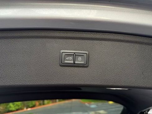 Used 2018 Audi Q5 2.0T Premium image 33