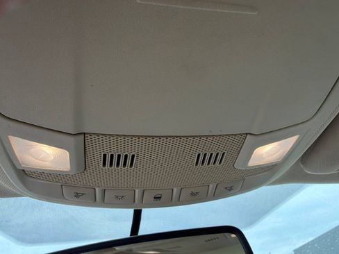 Used 2015 Ford Fusion SE w/ Equipment Group 202A FWD image 29