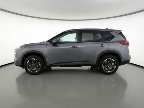 Used 2025 Nissan Rogue SV FWD image 5