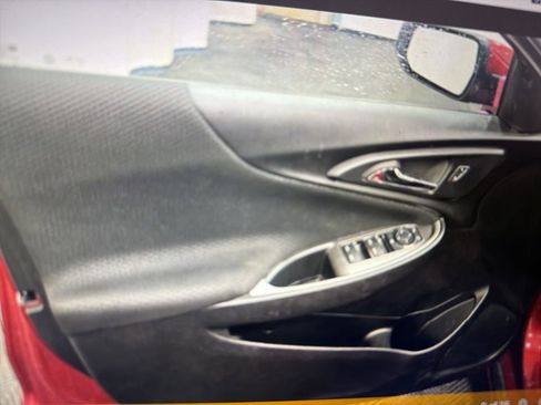 Used 2023 Chevrolet Malibu LT image 9
