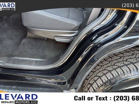 Used 2016 GMC Yukon SLE w/ HD Trailering Package AWD/4WD image 26