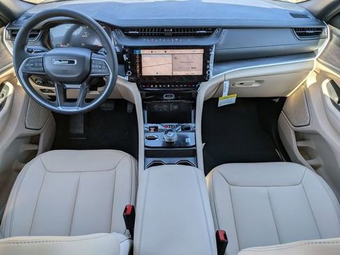 New 2026 Jeep Grand Cherokee Limited image 15