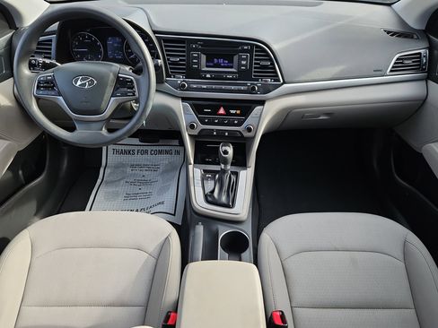 Used 2018 Hyundai Elantra SE image 22