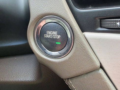 Used 2019 GMC Yukon XL Denali AWD/4WD image 28