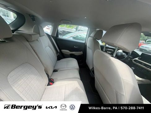 Used 2024 Honda HR-V LX image 11