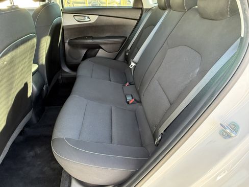 Used 2021 Kia Forte LXS image 28