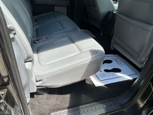 Used 2014 Ford F150 XLT w/ Equipment Group 302A Luxury AWD/4WD image 11