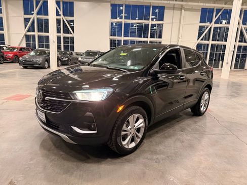 Used 2020 Buick Encore GX Preferred w/ Cold Weather Comfort Package image 7