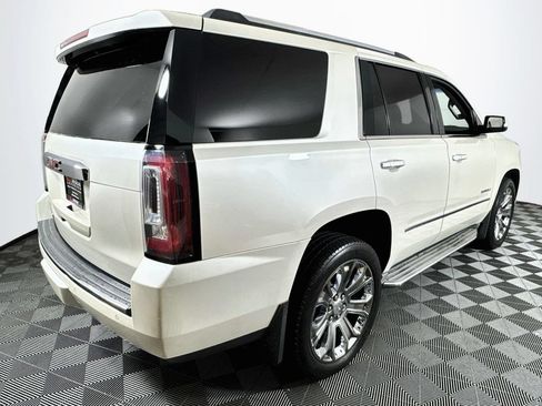 Used 2015 GMC Yukon Denali w/ Touring Package AWD/4WD image 7
