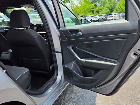 Used 2025 Volkswagen Jetta Sport FWD image 49