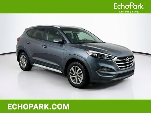 Used 2017 Hyundai Tucson SE Plus FWD image 1