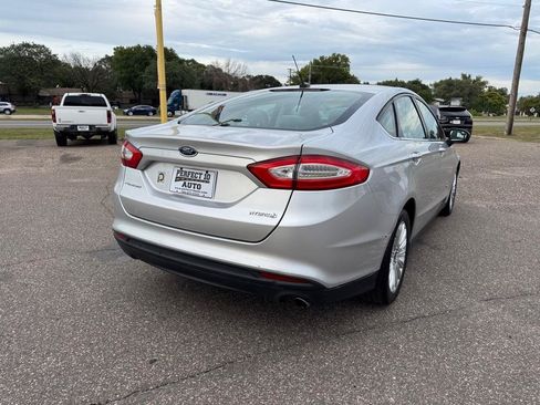 Used 2014 Ford Fusion S FWD image 5