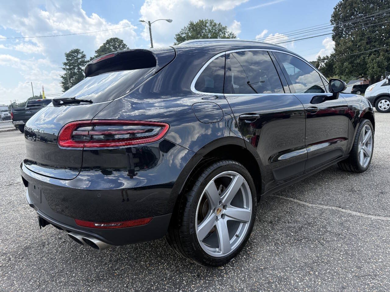 Used 2016 Porsche Macan S AWD/4WD image 17