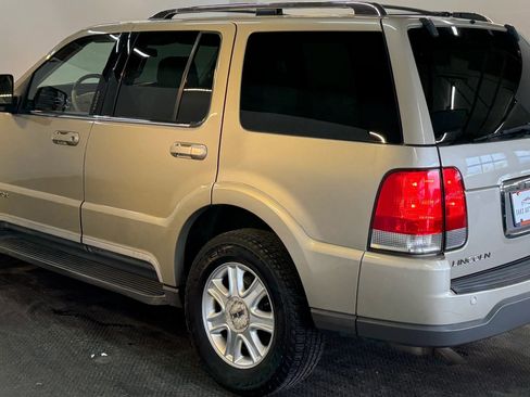 Used 2004 Lincoln Aviator Luxury image 7
